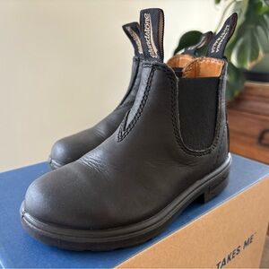Blundstone Classic Black Leather Chelsea Boots, Toddler Size AU 9 (US 10-10.5)